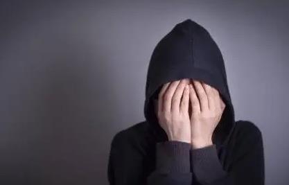在网上赚不到钱，焦虑怎么办呢？配图